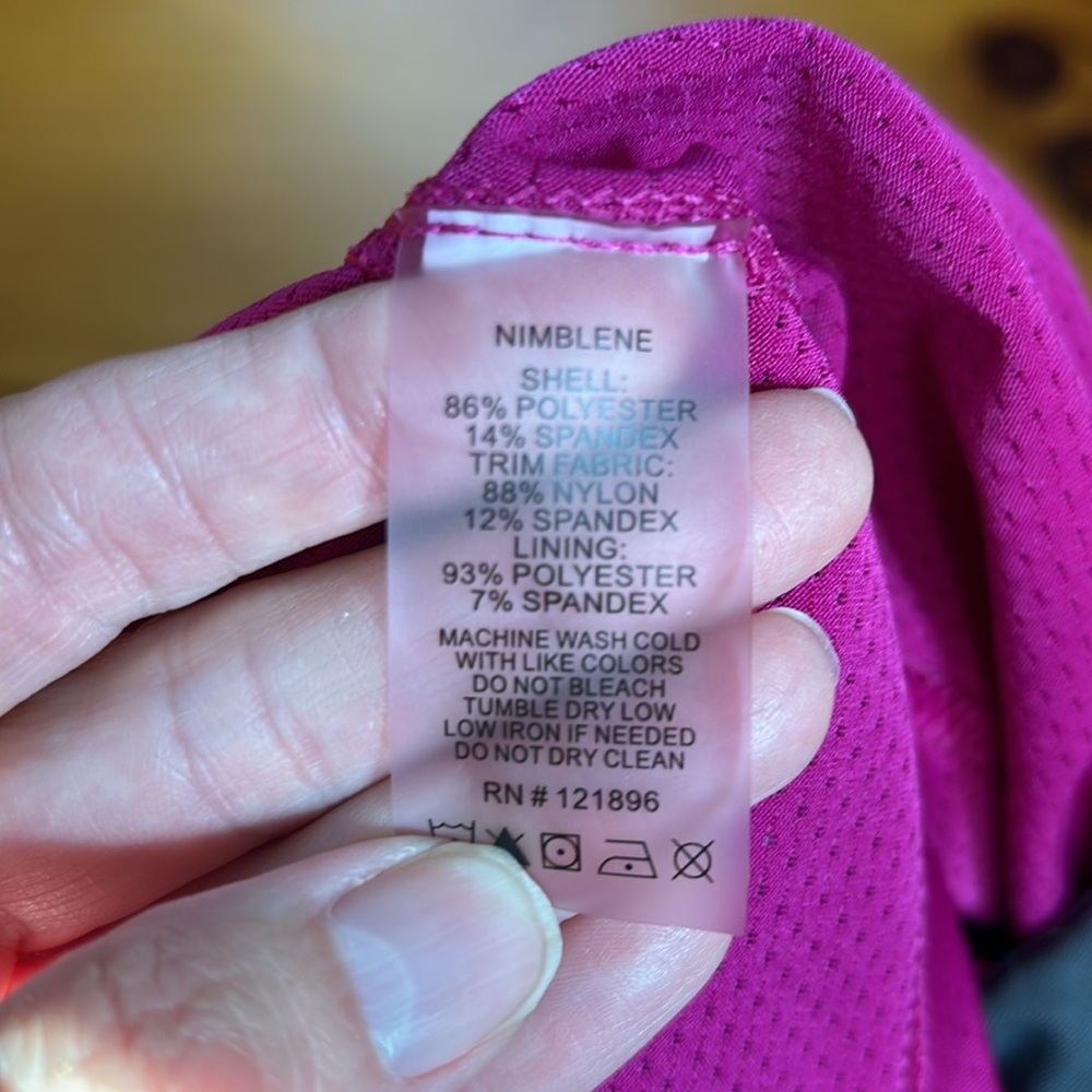 Title Nine Xs Geometric Pixel Pattern Nimblene Sk… - image 7